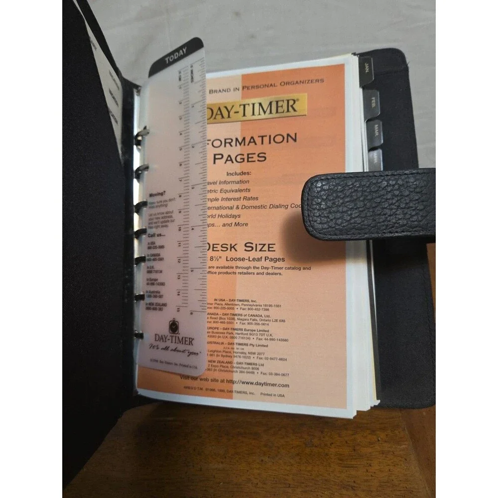 Day-Timer Black Faux Leather 9x7 Personal Planner 7-Ring Binder Organizer Folio
